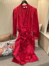 Vintage Kathryn 80’s/90’s  Red Silky Belted Holiday Women's Large Robe