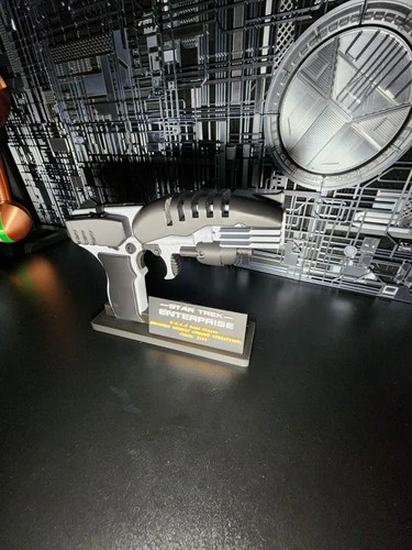 Star Trek: Enterprise - M.A.K.O Hand Phaser