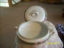Booth Silicon China Vintage Tureen Casserole Vegetable Bowl Wild Rose Pattern