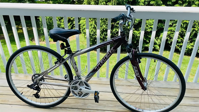 vintage schwinn ten speed bicycle VINTAGE 1970'S ERA SCHWINN VARSITY 10 SPEED BICYCLE 27" WHEELS