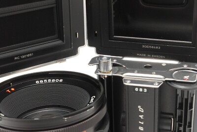 ★美品★HASSELBLAD 500C/M CF 80mm＋A12 III MINT+++ /Strap] Hasselblad 500CM 500 C/M CM CF 80mm F2.8