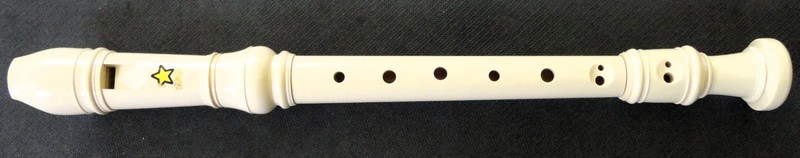 Yamaha YRS-24B Soprano Descant Recorder - Baroque Fingering - Ivory White