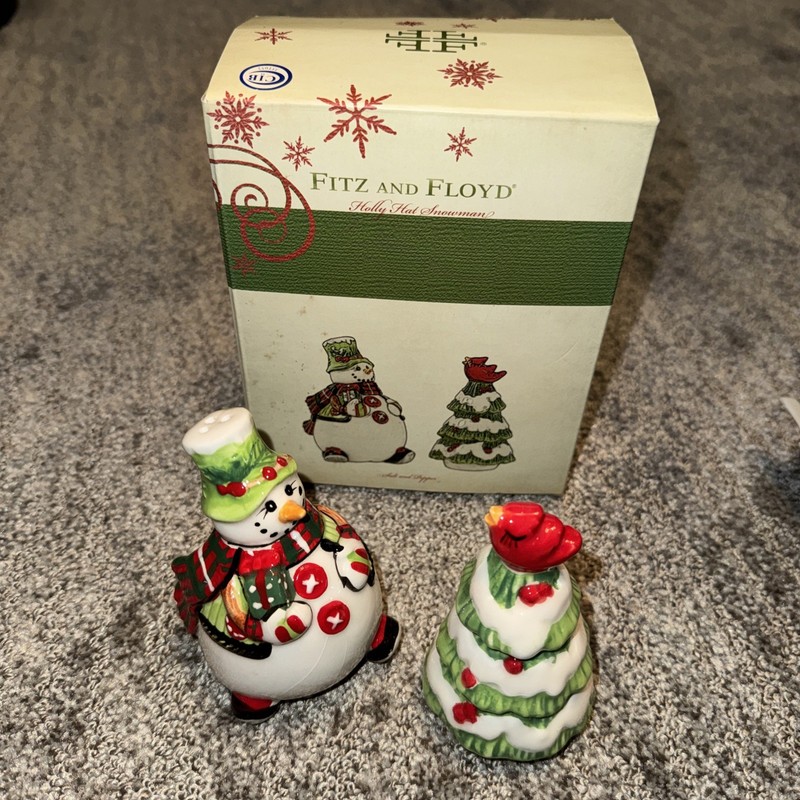 Fitz & Floyd Holly Hat Snowman Salt & Pepper Shakers Christmas Tree Cardinal
