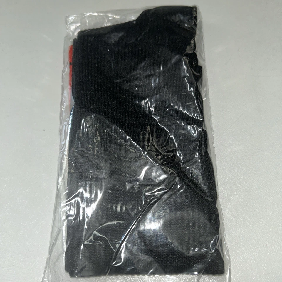 2XU Recovery Compression Socks - Size Large 9.5–1R USA Euro 43–46 new Black/Red - Image 3 of 4