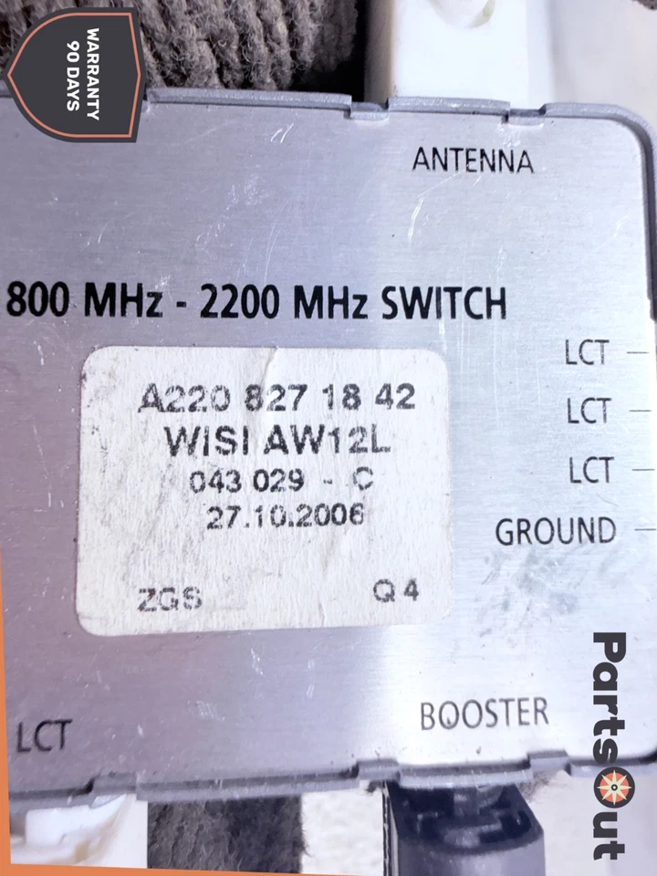 2006-2009 W211 Mercedes-Benz E350 E500 Phone Antenna Booster Amplifier Module - Image 3 of 3