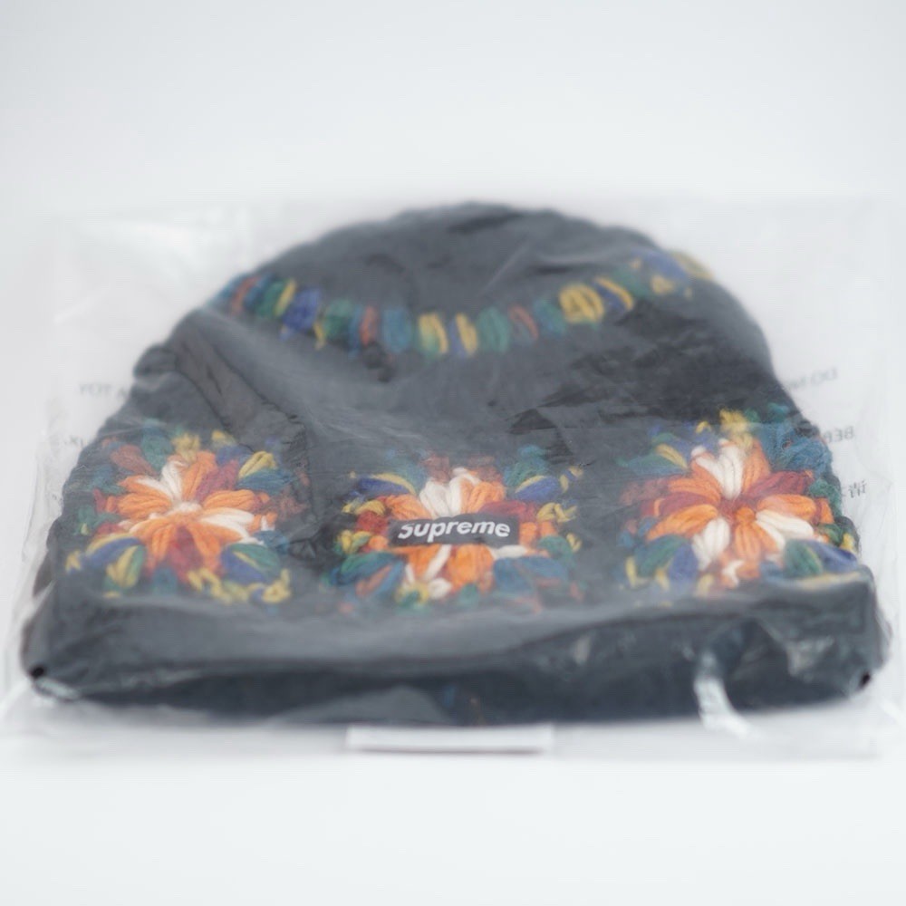 新品Supreme Crochet Beanie Black Supreme Crochet Beanie - Black | Editorialist