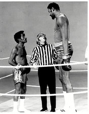 Sammy Davis Jr, Arte Johnson & Wilt Chamberlain - ROWAN & MARTIN'S LAUGH-IN 1971