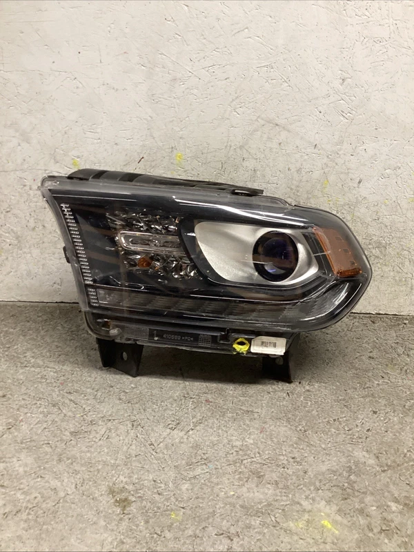 2014-2020 DODGE DURANGO LEFT LH DRIVER SIDE HEADLIGHT OEM HALOGEN W/ LED DRL
