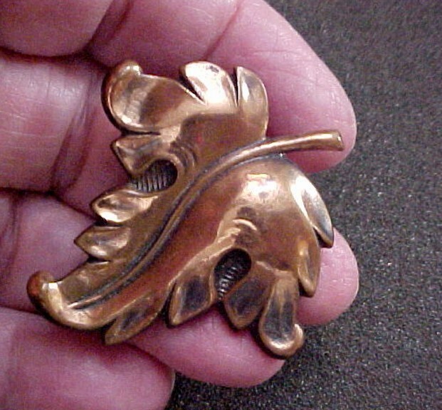 Vintage Estate Solid Copper Maple Fall Leaf Brooc… - image 3