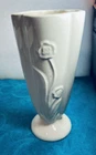 Vintage SHAWNEE Pottery #592 WHITE 8" Vase FLOWER DESIGN