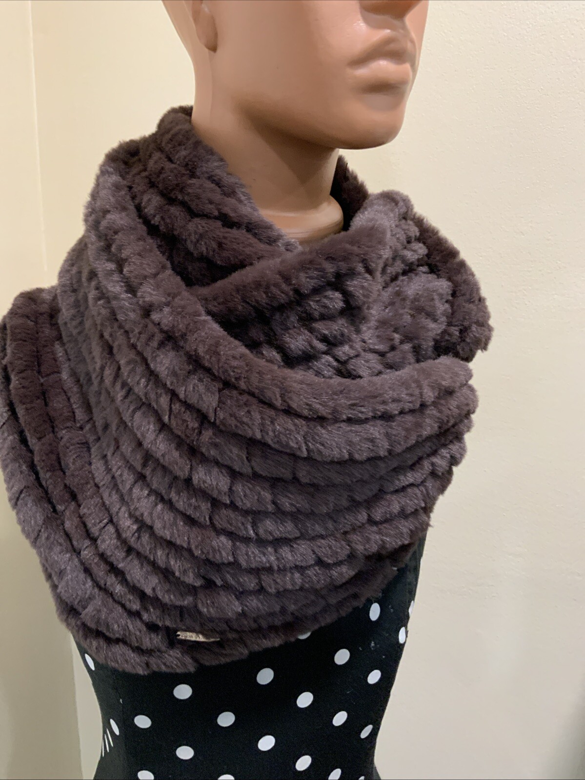 CALVIN KLEIN Brown Knit Infinity Loop Women's ove… - image 2