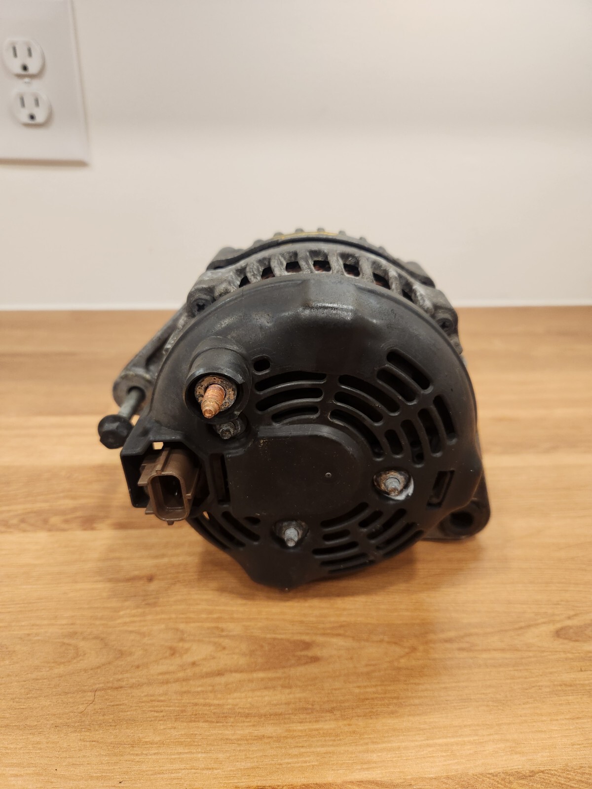 Aston Martin V8 Vantage 4.3 4.7 Alternator 06'-16' Tested Good -65k-