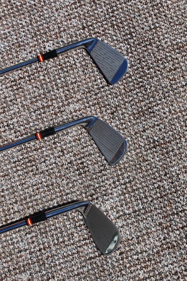 Slazenger Seve Ballesteros 3 5 9 Iron  right handed  - Image 2 of 4