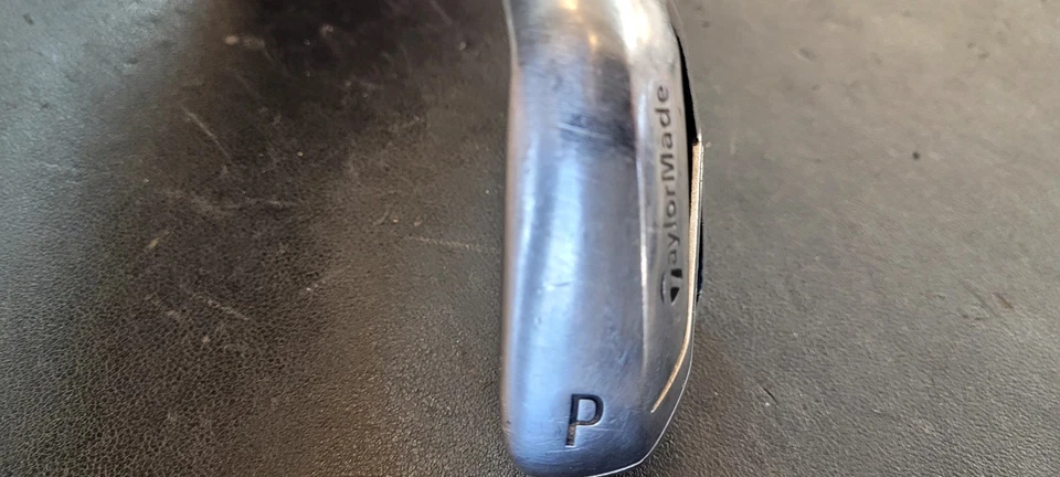 Taylormade Sim Max OS Pitching Wedge Dynamic Gold S300 Stiff Steel Shaft - Image 3 of 4