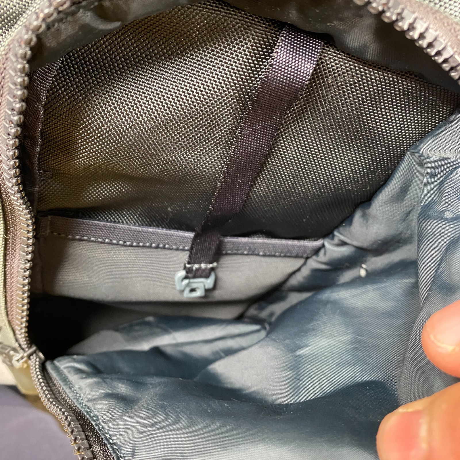 Lululemon Assert Backpack Green Canvas Adjustable… - image 17