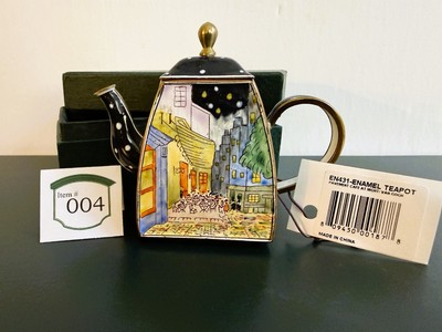 KELVIN CHEN ''Pavement Cafe at Night by van Gogh'' Miniature Teapot  /  EN431