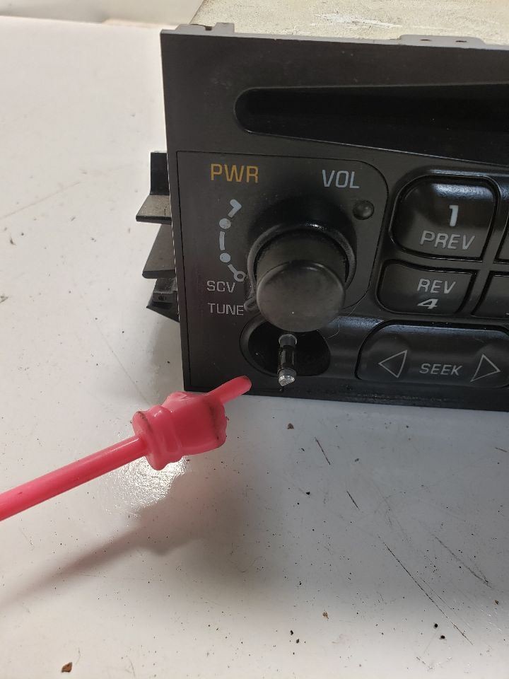 Stereo Radio AM FM CD Player 15071628 Fits 96-05 CHEVROLET