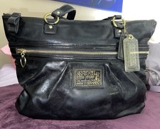 Authentic COACH F20004 Black Poppy Gloss Patent Leather Shoulder Bag Tote 350
