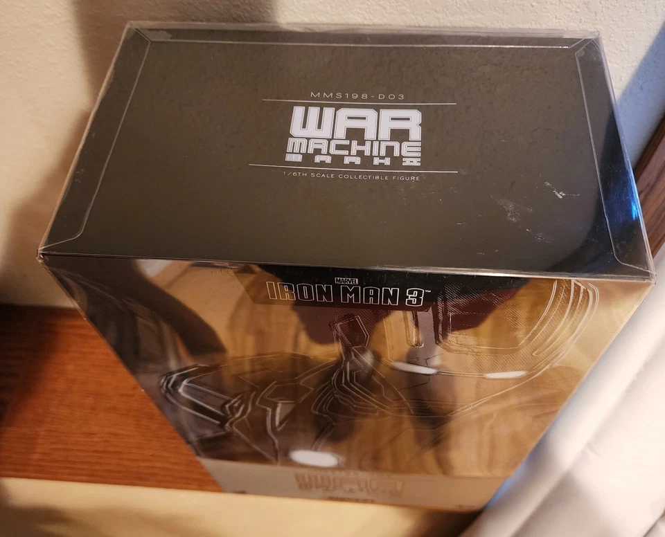 Hot Toys MMS198-D03/IM3 Máquina de Guerra Diecast Escala 1/6  Foto 2 de 4