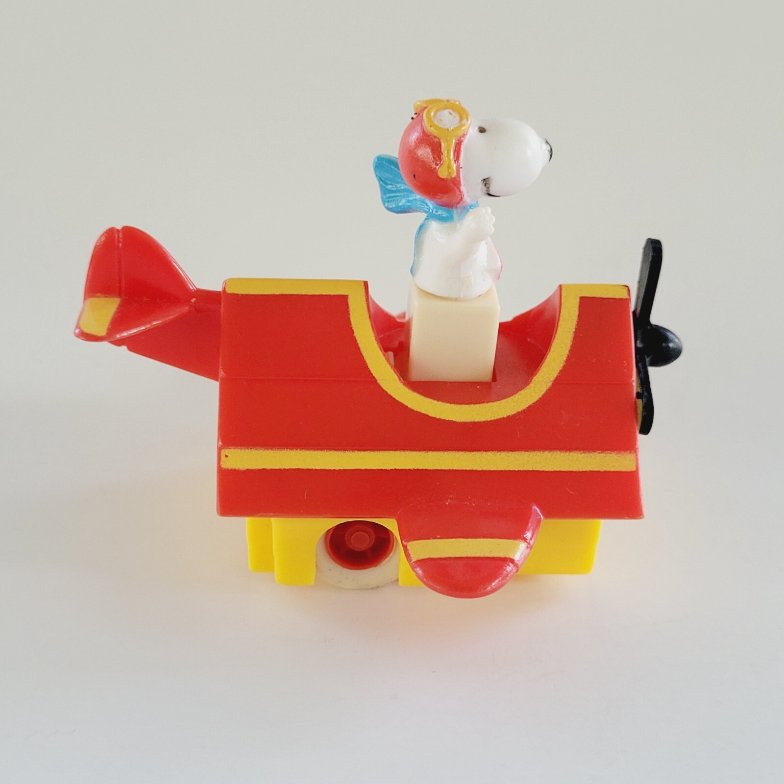 Vintage 1960s Snoopy Red Baron Doghouse Plane Toy 1958-1966