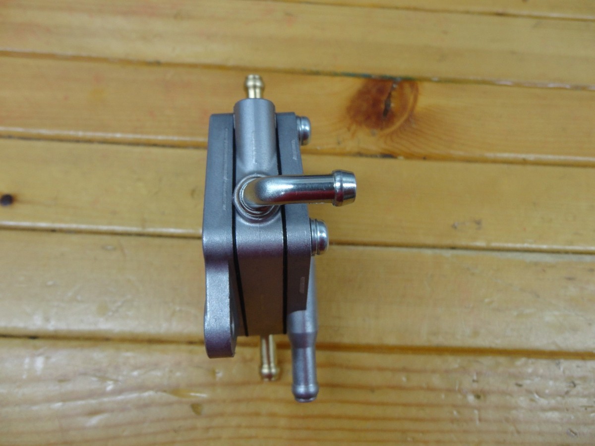 NEW MIKUNI FUEL PUMP DF52-136 DOUBLE OUTLET SQUARE FITS MANY SKI