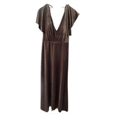 Jenny Yoo Women's Ellis Flutter-Sleeve Open-Back Stretch Velvet Gown Size 10