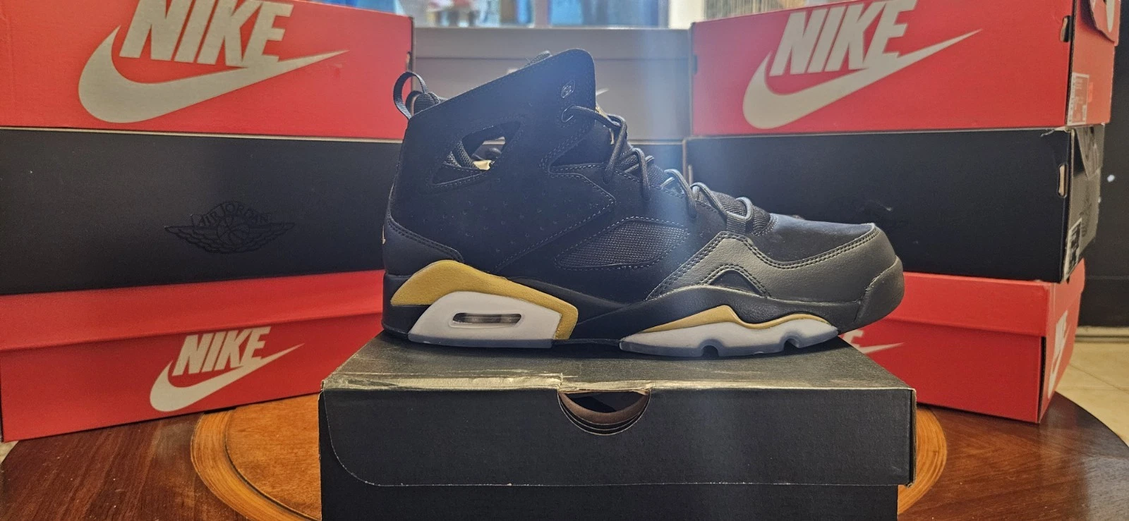 Scarpa da basket Jordan Flightclub 91 Bk oro metallizzato da uomo taglia 10 DC7329 007 retrò