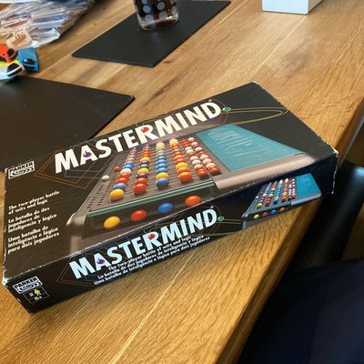 Vintage Mastermind Spiel Parker 1993 KOMPLETT seltene mehrsprachige Ausgabe