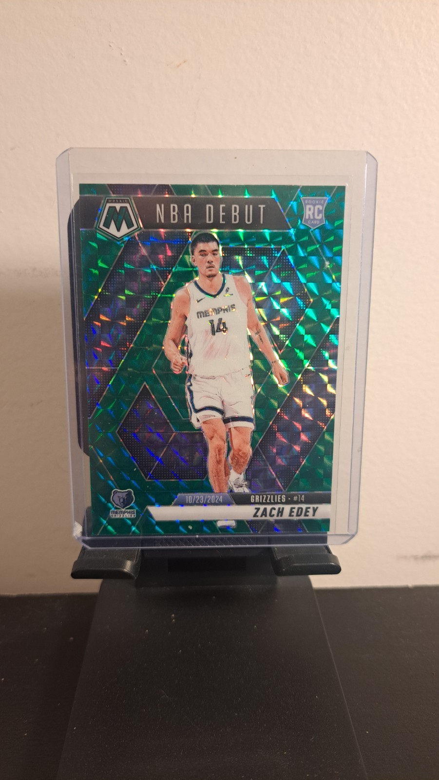 2024-25 Panini Mosaic - NBA Debut Zach Edey #251 Green Mosaic Prizm (RC) M