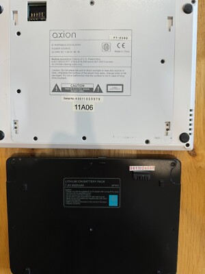 axion ポータブルDVDプレーヤー 8インチ シルバー/ホワイト Portable DVD Player axion 8 PT-8083 3-Power External Battery