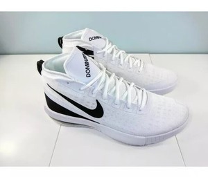 nike dominate basketball shoes