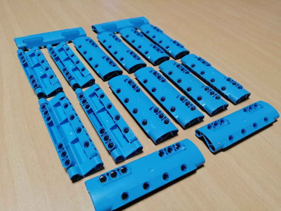 LEGO Technic Paneele Panels Verkleidungen azur blau/ Technik Konvolut - Bild 2 von 4