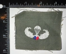 Republic of Korea ROK Army Airborne Parachutist Wings Badge Cloth Patch