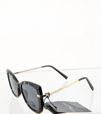 Brand New Authentic Kendall  Kylie Sunglasses Model 5156 001 Frannie Frame