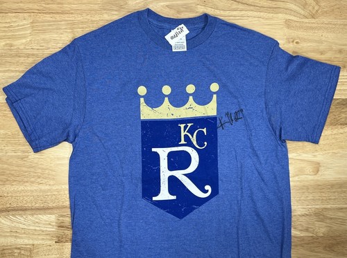 Kris Medlen Autograph Kansas City Royals T Shirt FanFest Atlanta Braves Auto - Picture 2 of 7