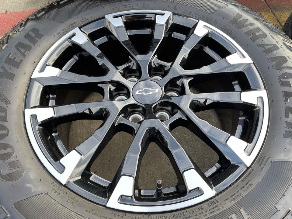 Traverse Z71 Rims 18