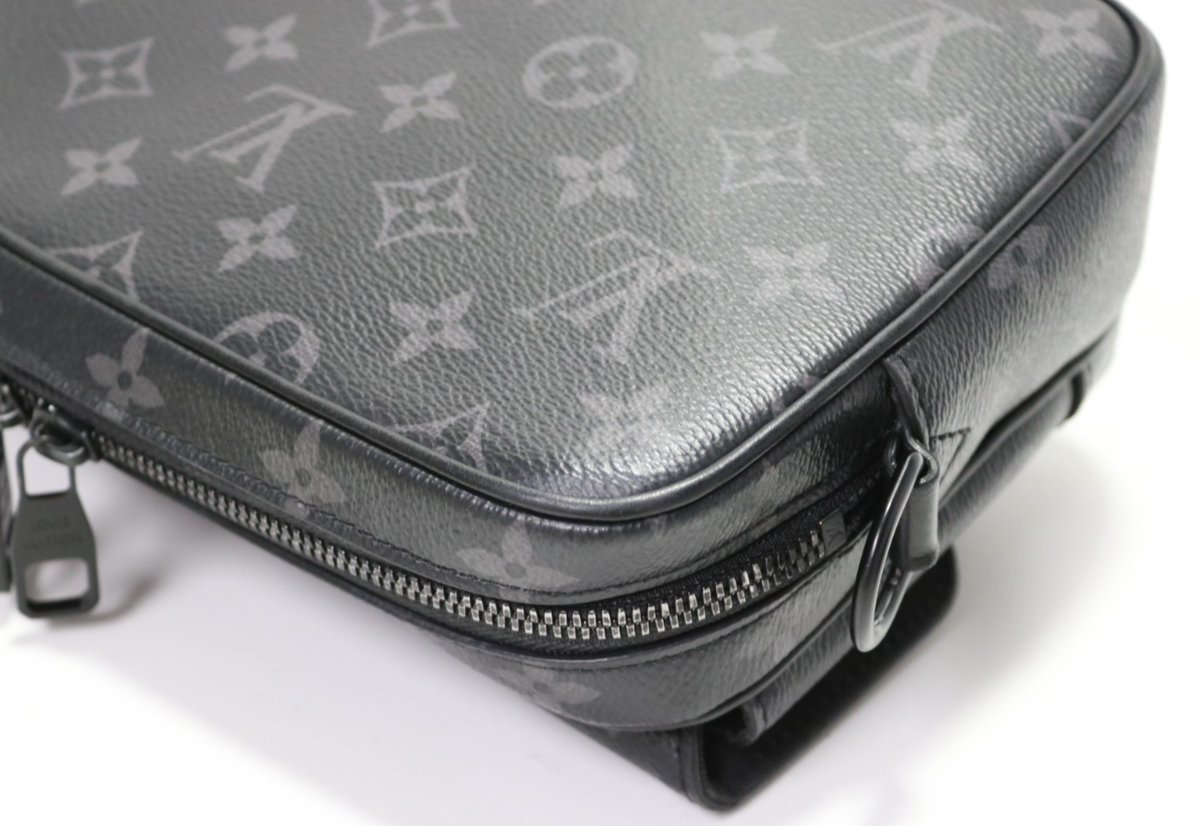 Louis Vuitton LV M46795 Steamer Messenger Monogram Eclipse Leather