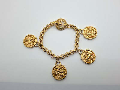 VINTAGE AGATHA PARIS CHARM BRACLET GOLD PLATED