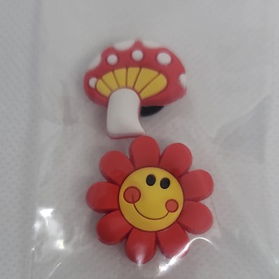 NEW Croc Charms Assorted Flower themed 2 piece set, USA Seller