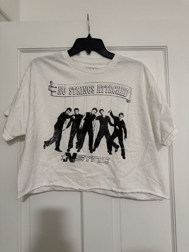 NSYNC No Strings Attached Band T-Shirt Cropped White