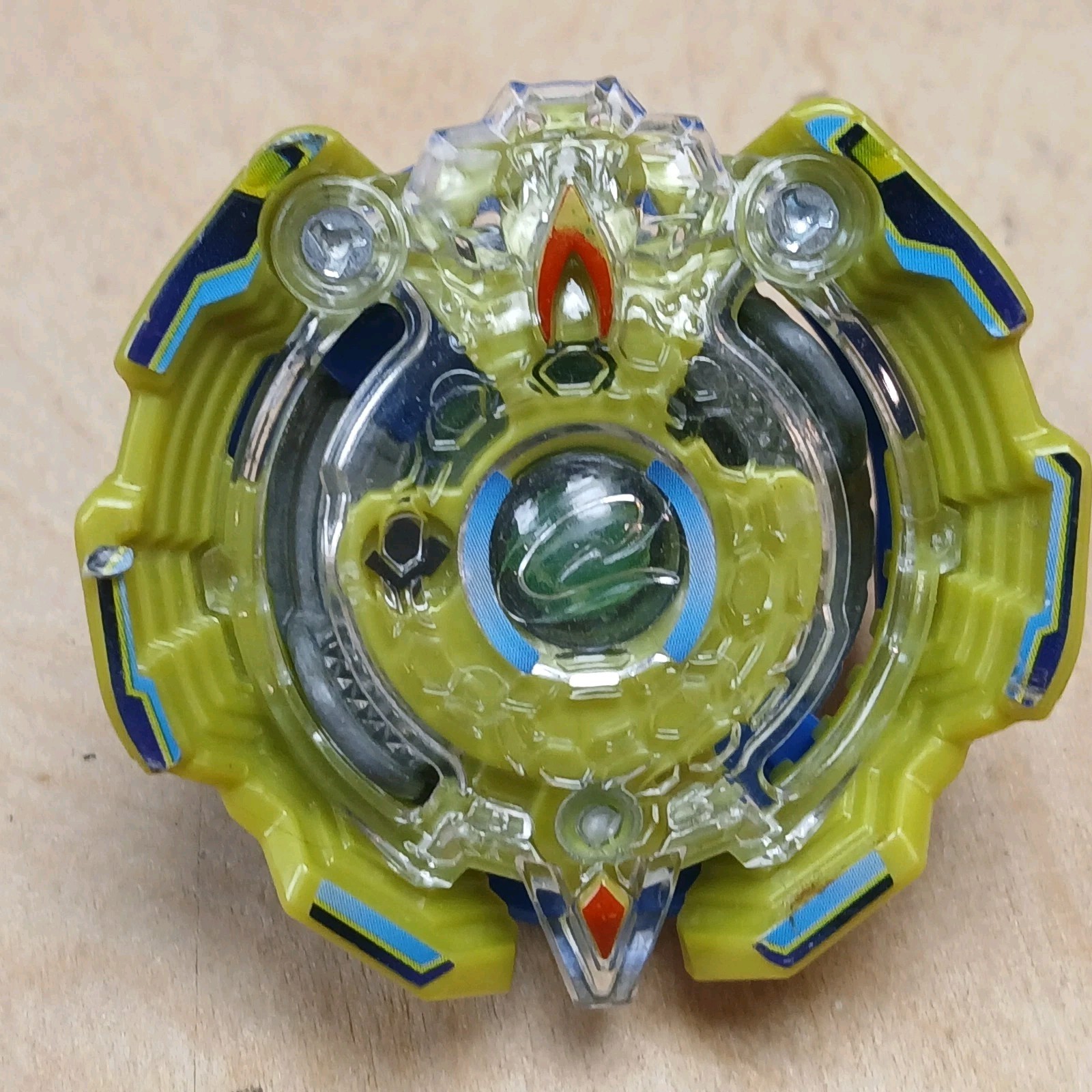 Quad Quetzalcoatl Jerk Press B-61 01: Beyblade Burst Takara Tomy #B2