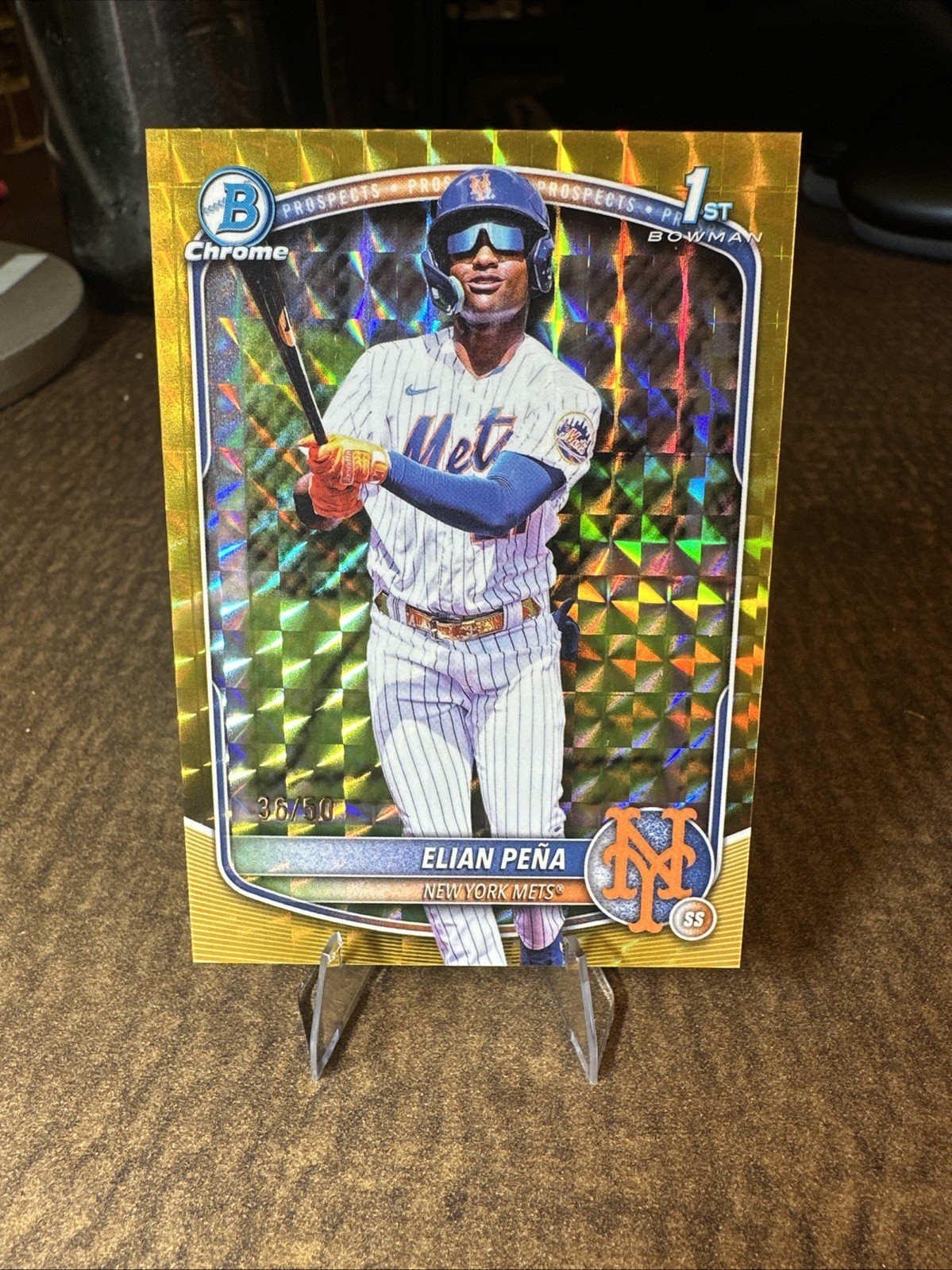 2025 Bowman Chrome Elian Pena Gold Geometric Refractor 1st Prospect #/50 Mets