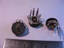 500K B-Taper w, Switch Thumb-wheel Knob Potentiometer 1KS B500K - NOS QTY 3