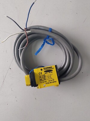 Turck Banner EO3m-MI-UNP6X Photoelectric Sensor