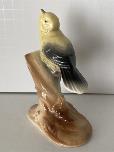 Vintage ROYAL COPLEY Goldfinch - Yellow Bird on Branch Bud Vase - VGC - Picture 4 of 6