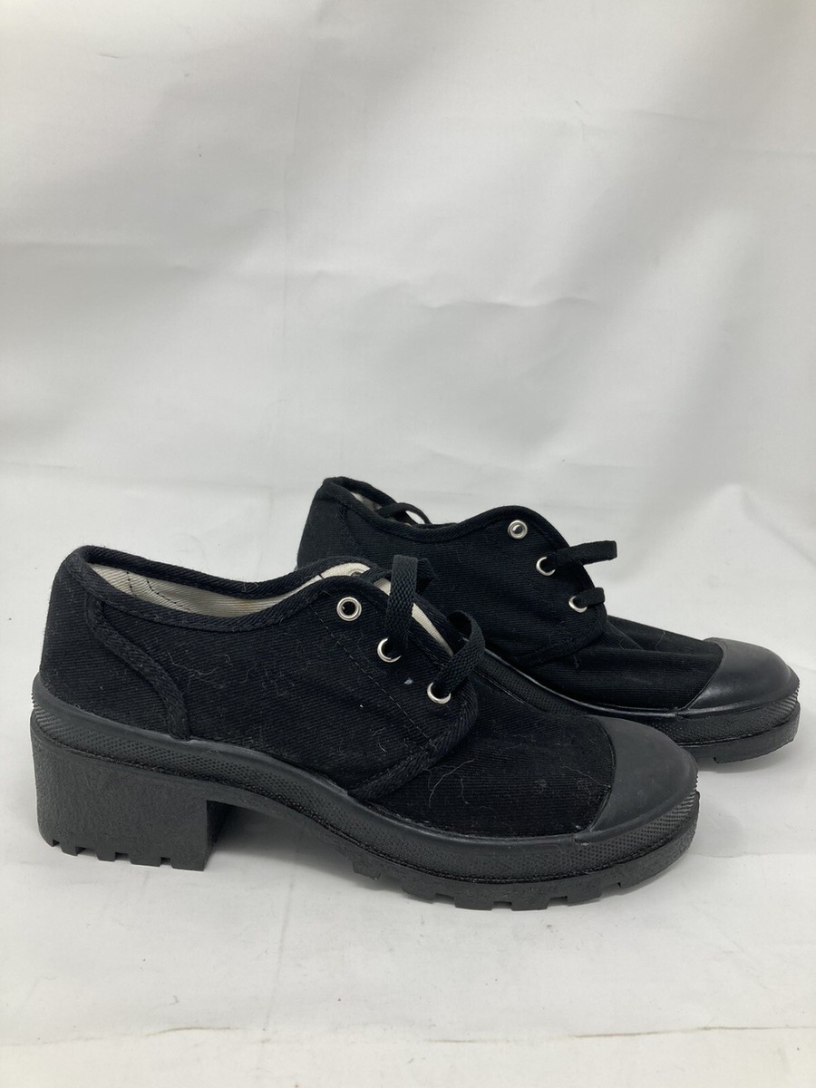 VINTAGE Jordache 90's Low Top Black Canvas Blockheel Lace Up - Main Image