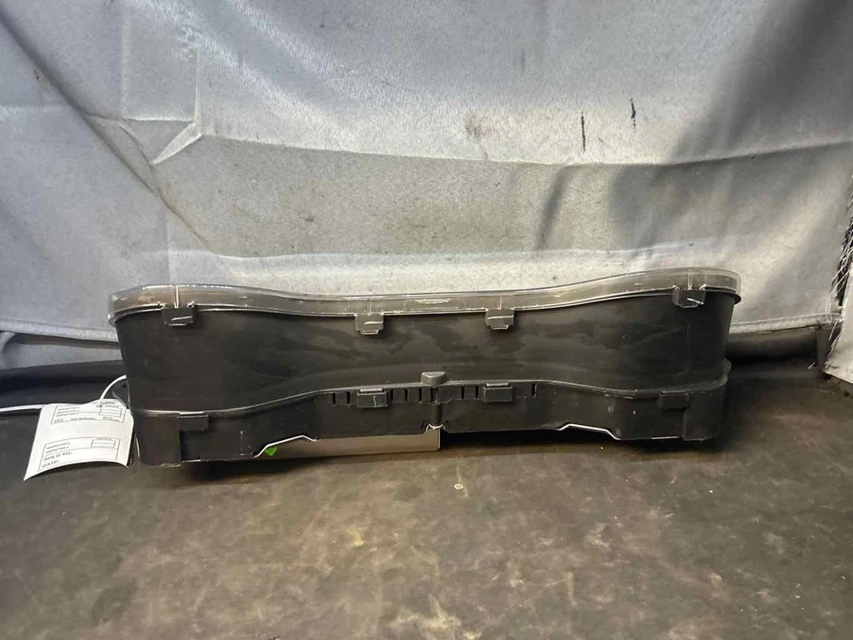 Fits 2001-05 CADILLAC DEVILLE Speedometer (miles n/a) OEM:257621113 - Imagem 2 de 4