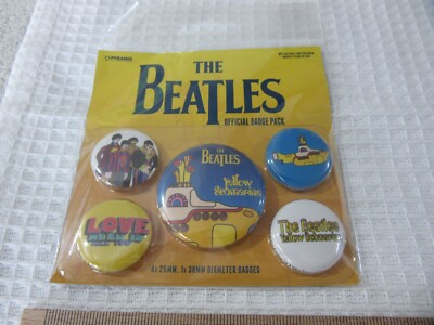 THE BEATLES YELLOW SUBMARINE RETRO BADGES PACK (PRODUCED 2014) ( # 22)