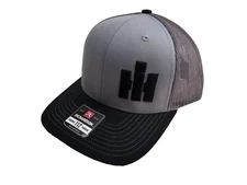 International Harvester Richardson 112 Mesh Snapback Embroidered Cap Hat