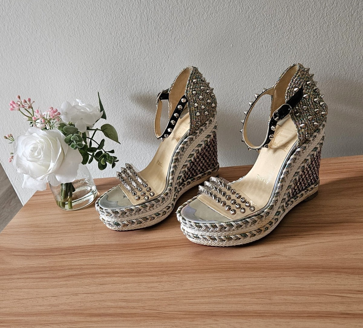Christian Louboutin サンダル ハイヒール シルバー スタッズ Christian Louboutin サンダル ハイヒール シルバー スタッズ